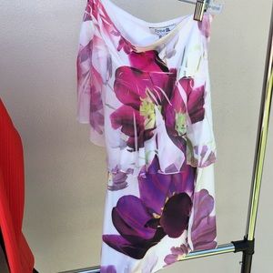 Single shoulder blouse